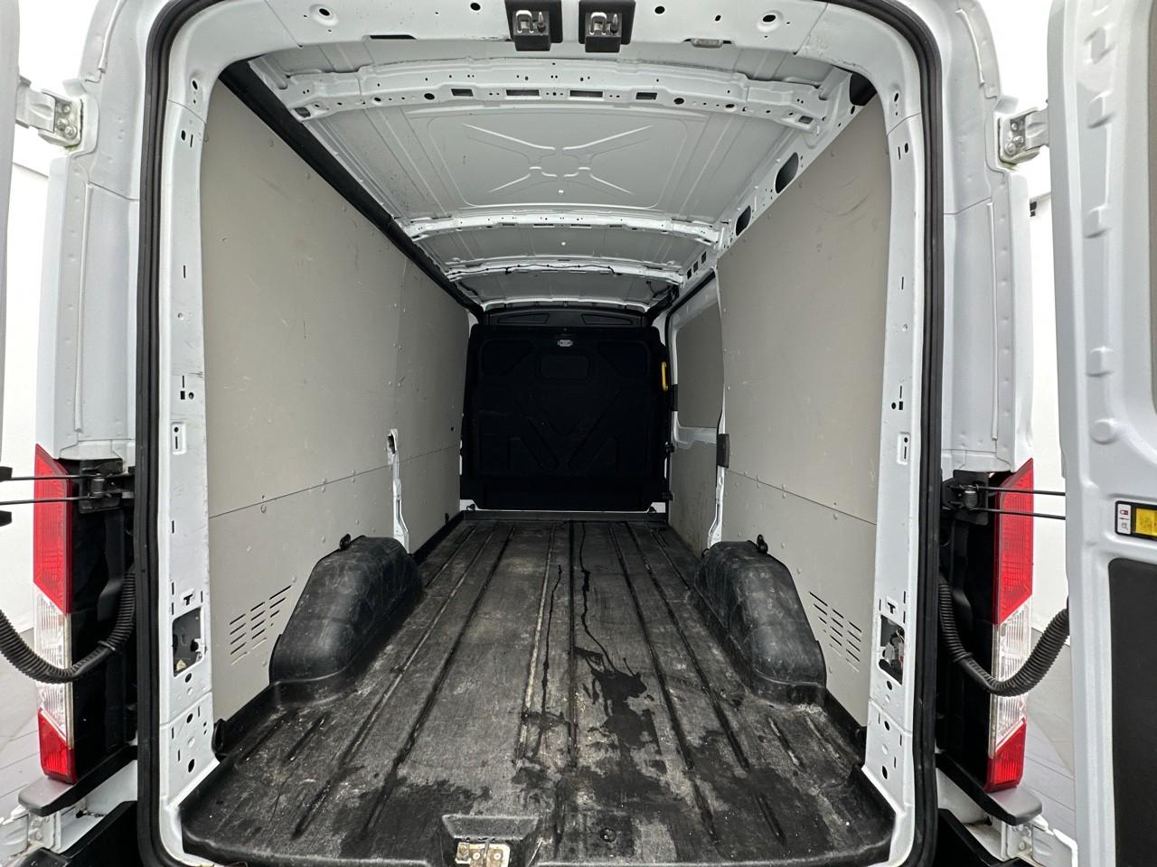 Ford Transit fgn t330 l2h2 2.0 ecoblue 130 s&s trend business — photo 14