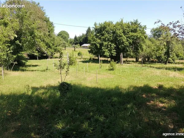 Terrain 1015 m² Maleville