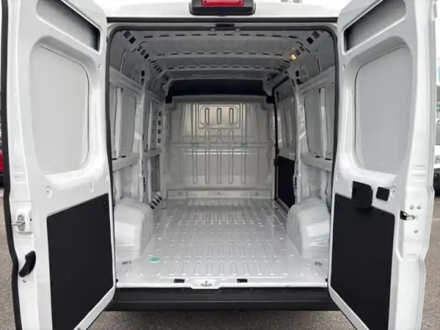 Fiat Ducato fg l2h2 3.3 140ch easy pro — photo 12