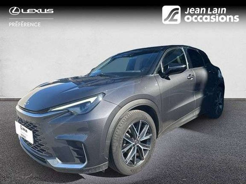 Lexus LBX Lexus LBX — photo 1