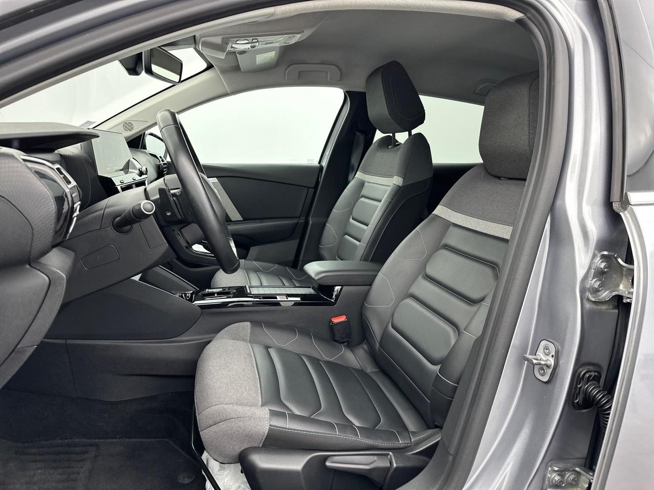 Citroën C4 puretech 130 s&s eat8 shine — photo 9