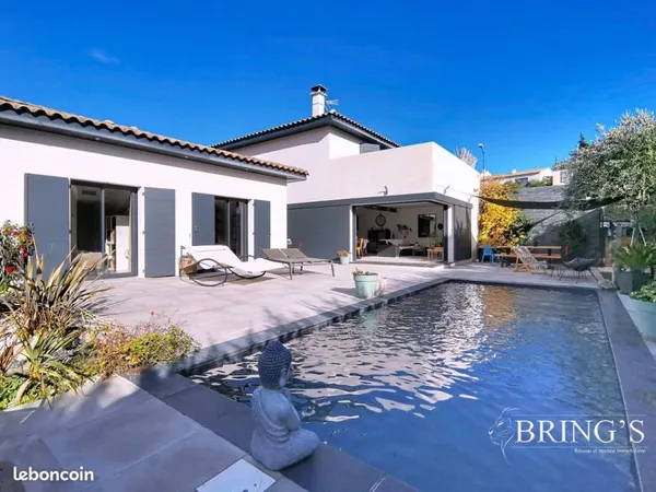 Villa 6 pièces 156 m²