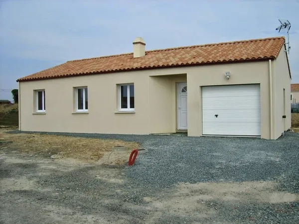 Maison plein pied 4 chmbres avec garage à Castelnaudary
