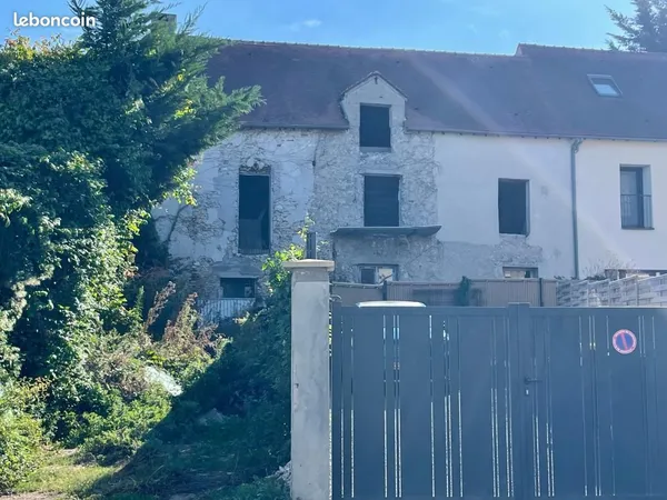 Maison 4 pièces 240 m²