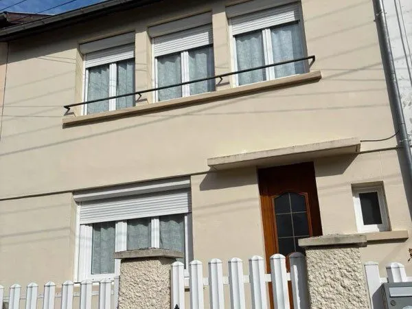 Jolie Maison
