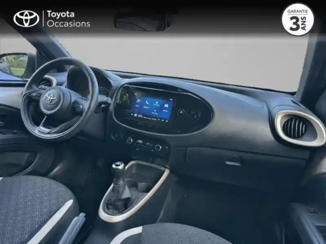 Toyota Aygo X 1.0 vvt-i 72ch design my24 — photo 8