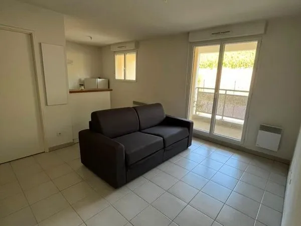 Studio 28m² meublé Résidence La Louvière