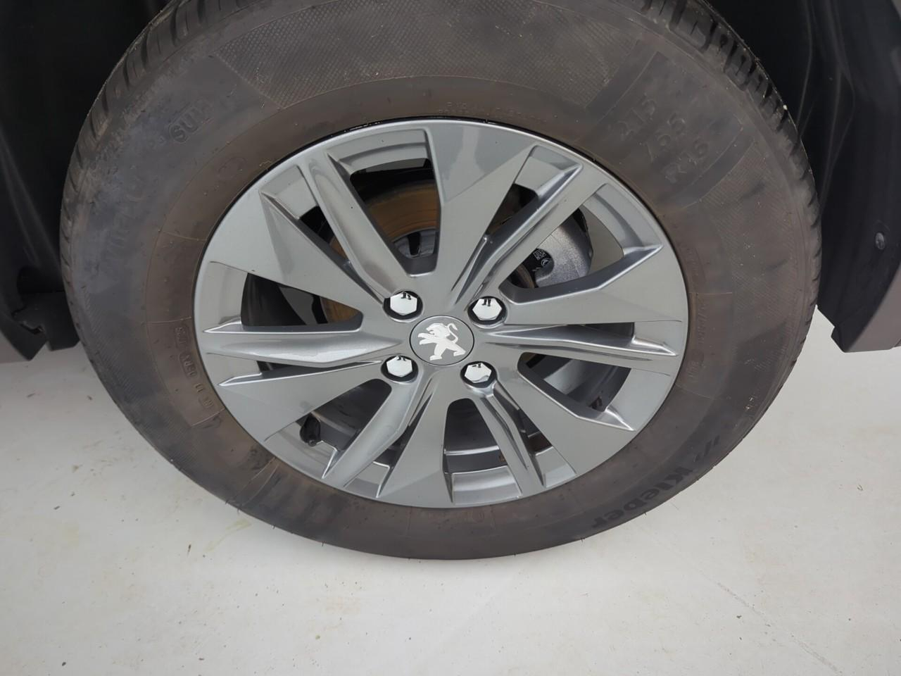 Peugeot 2008 puretech 100 s&s bvm6 style — photo 23
