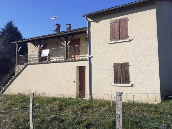 Généreuse bâtisse