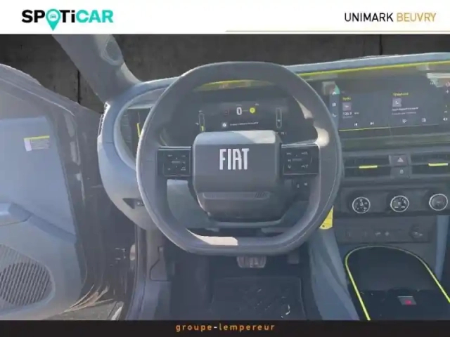Fiat Panda grande  electrique 113ch red — photo 12
