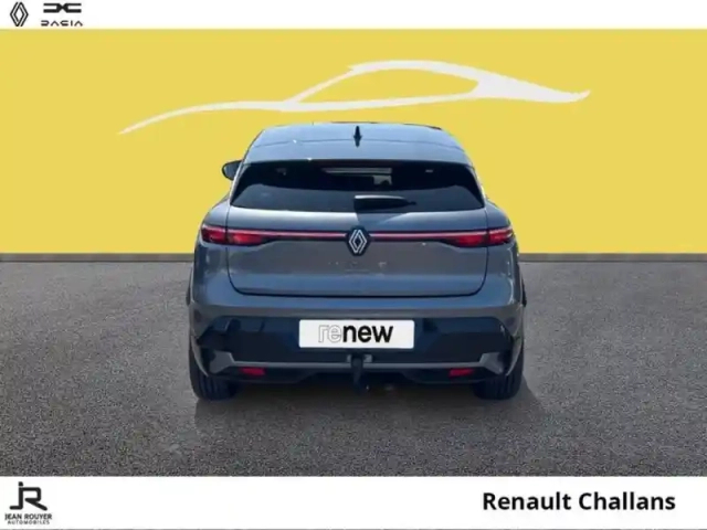 Renault Megane e-tech electric ev60 220ch techno super charge — photo 11
