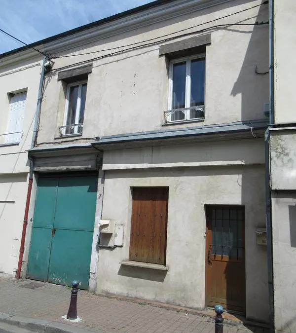 Photo 1