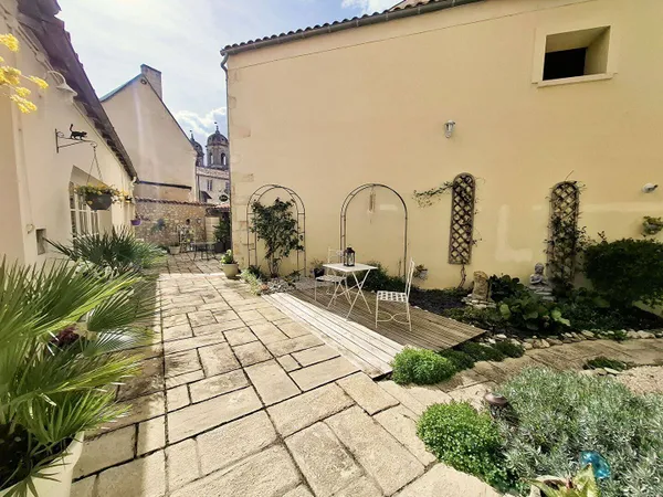 Immeuble 5 pièces 225 m²