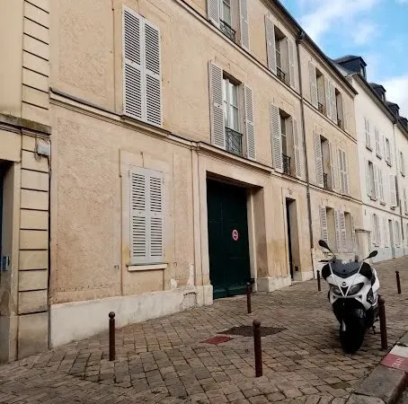 Parking 24 m²