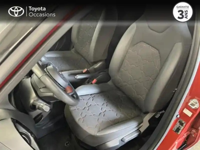 Toyota Aygo X 1.0 vvt-i 72ch collection — photo 11