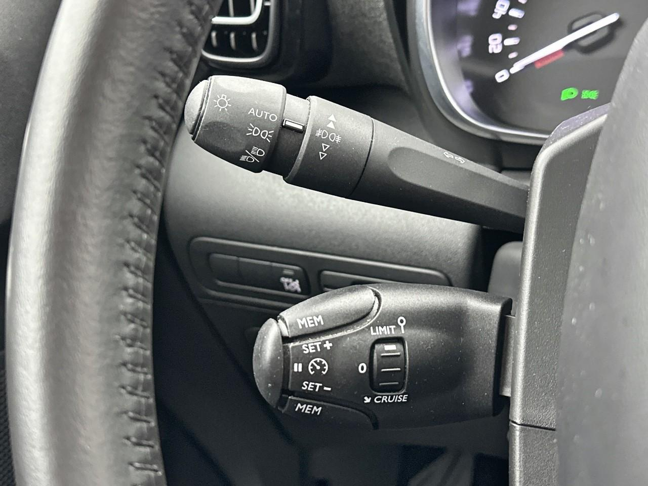 Citroën C3 Aircross puretech 130 s&s eat6 shine pack — photo 17