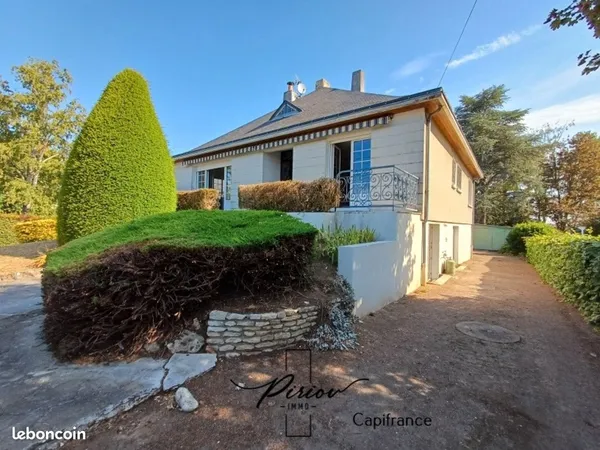 Pavillon 9 pièces 228 m²