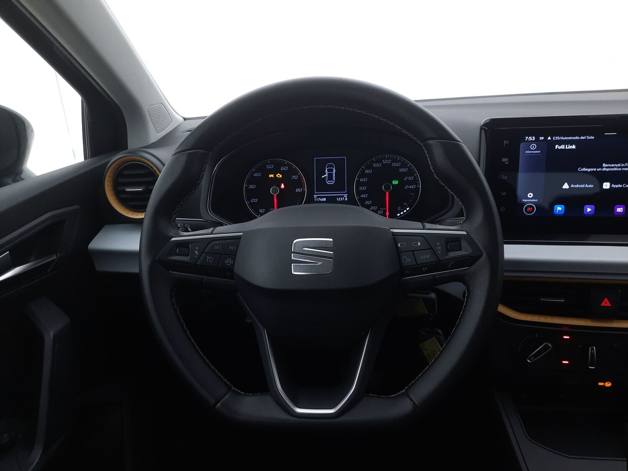 Seat Ibiza — photo 14