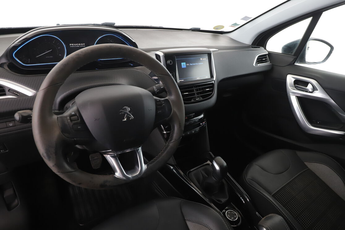 Peugeot 2008 1.5 Blue-HDi Allure — photo 10
