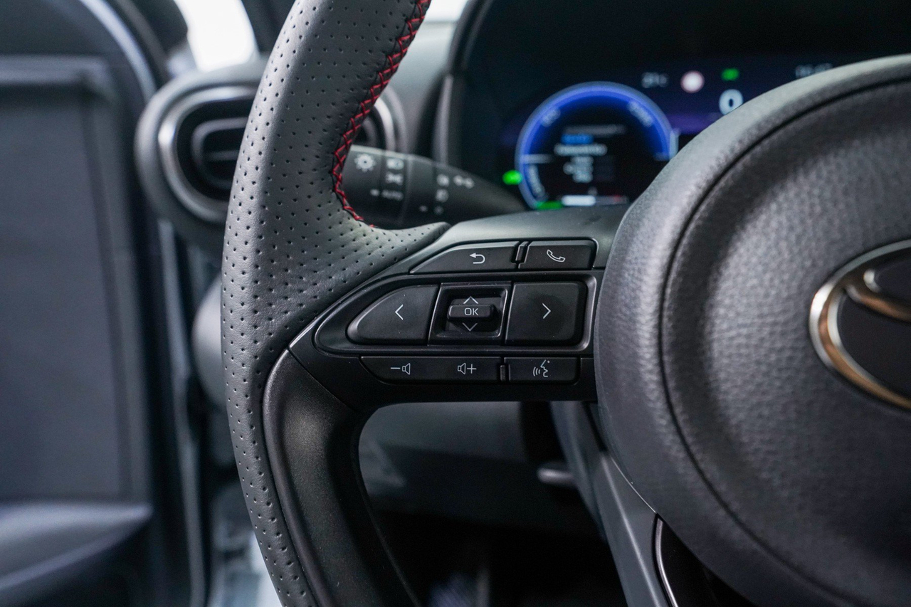 Toyota Yaris 4 — photo 20