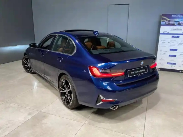 Bmw Serie 3 série 3 330ea 292ch luxury 34g — photo 2