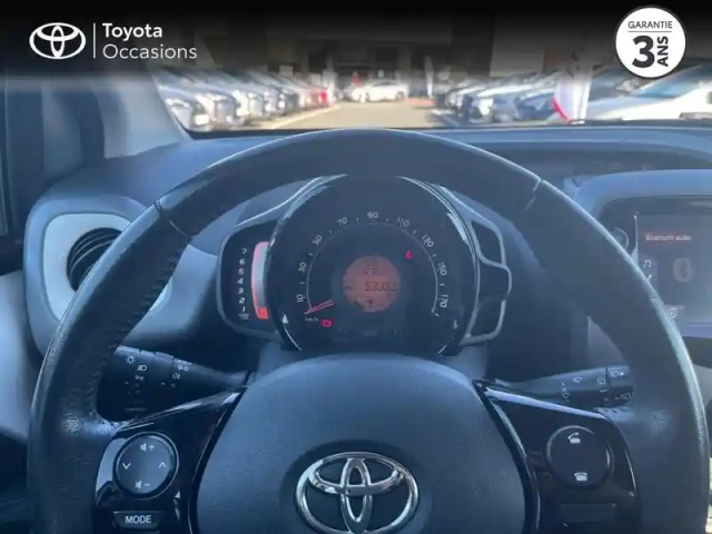 Toyota Aygo 1.0 vvt-i 72ch x-play 5p my19 — photo 13