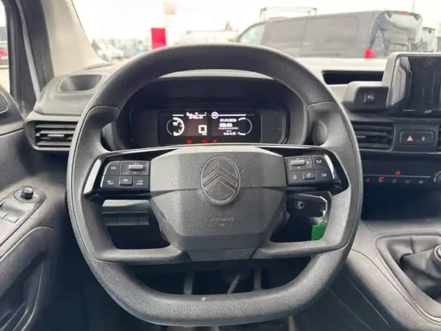 Citroën Berlingo van taille xl 950kg bluehdi 130 s&amp;s bvm6 — photo 9