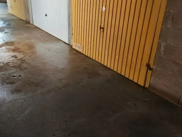 Garage fermé rive gauche Grau-du-Roi