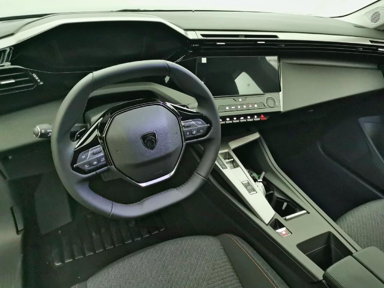 Peugeot 308 hybrid 145 e-dcs6 style — photo 9