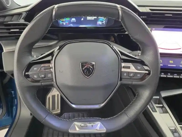 Peugeot 408 phev 225ch gt e-eat8 suréquipée + toit ouvrant — photo 20