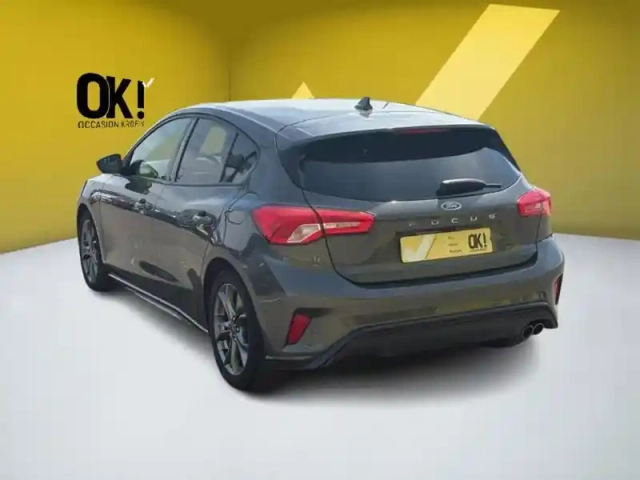 Ford Focus 2.0 150 st-line bva8 — photo 3
