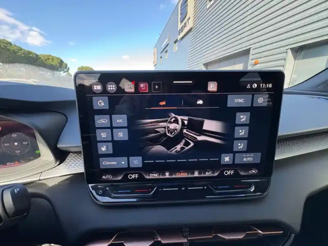 Cupra Terramar 1.5 etsi hybrid 150 ch dsg7 — photo 25