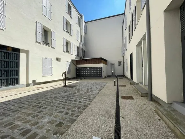 Appartement 1 pièce 9 m²