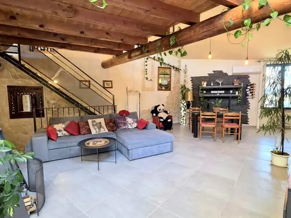 Immeuble composé de 2 lots avec garage