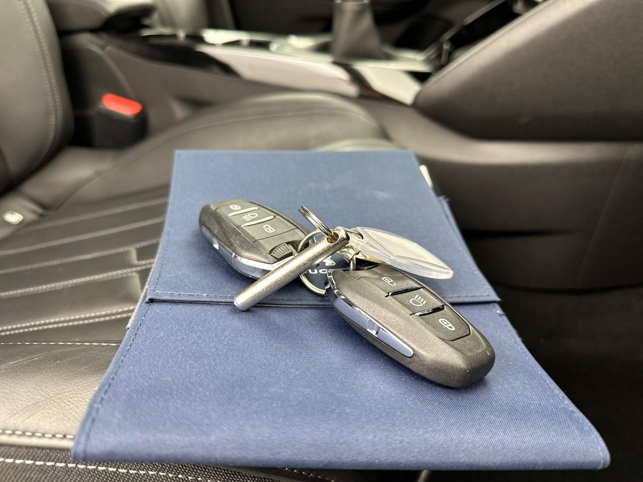 Peugeot 208 puretech 100 s&s bvm6 allure — photo 35