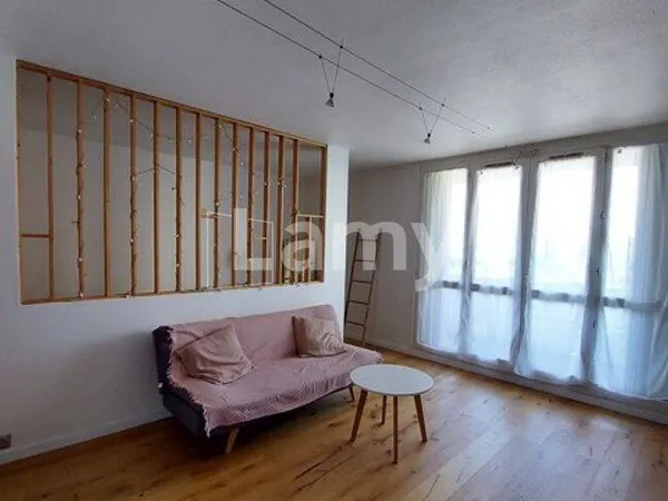 Studio 1 pièce 36 m²