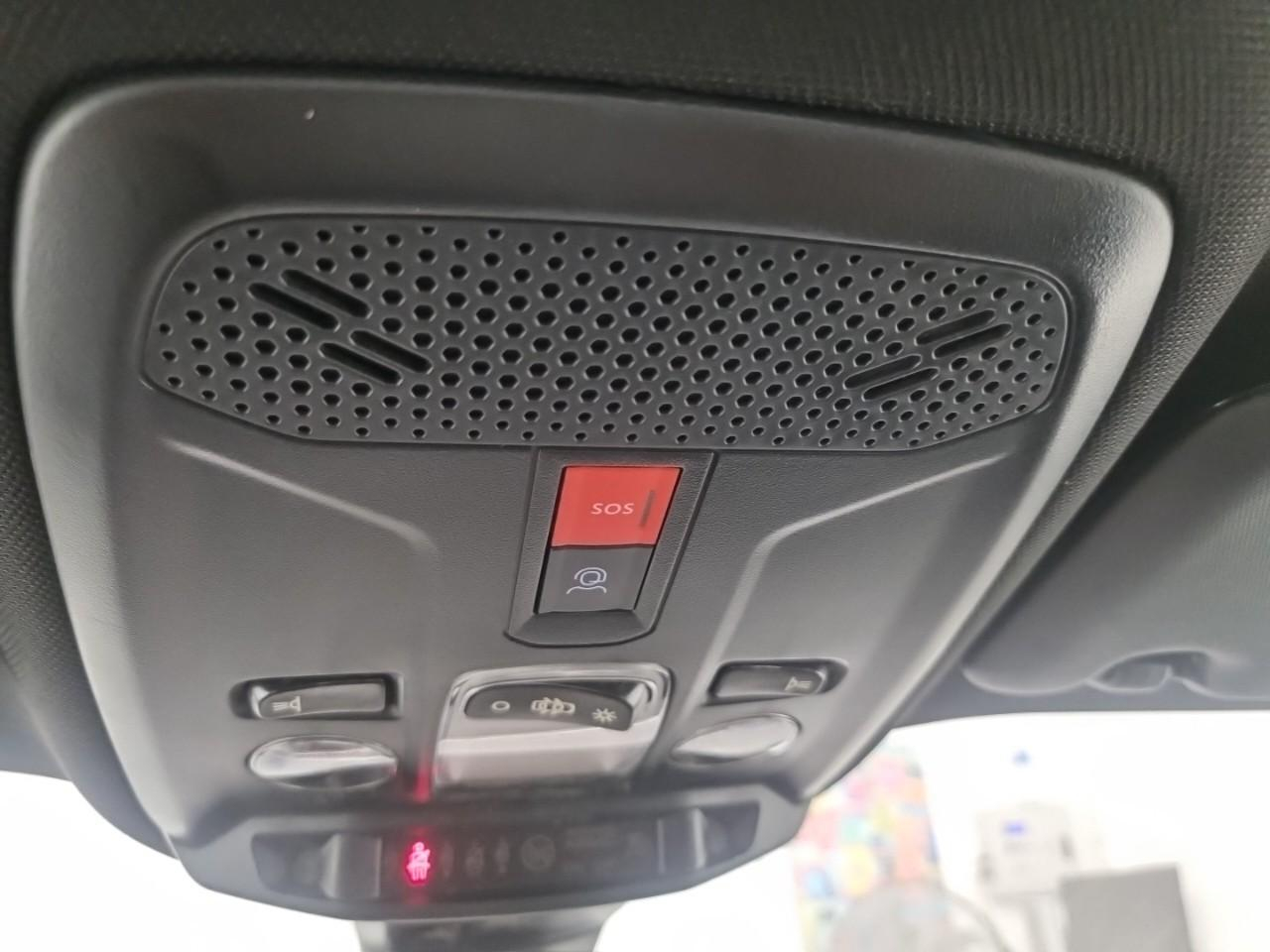 Peugeot 2008 100 s&s bvm6 style — photo 27