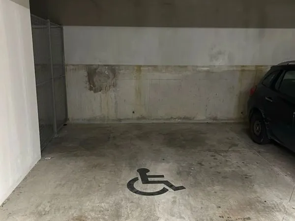 Parking à louer à Rosny