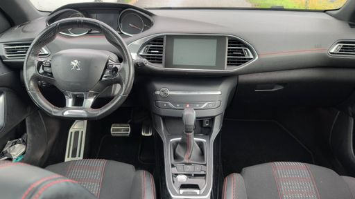 Peugeot 308 SW 1.6 BlueHDi 120 EAT6 - GT Line – 2017 – 136964 km – Diesel – Boîte Automatique — photo 33