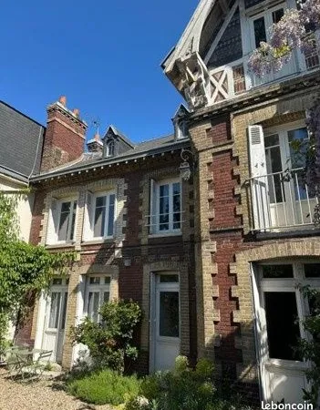 Maison de ville 8 pièces 200 m²