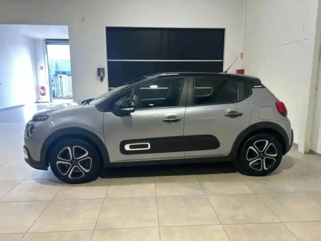 Citroën C3 1.2 puretech 110ch s&amp;s shine 120-123g — photo 4