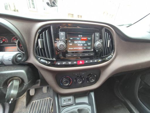 Fiat Doblo 1.6 MultiJet 120 - Trekking – 2017 – 152113 km – Diesel – Boîte Manuelle — photo 23