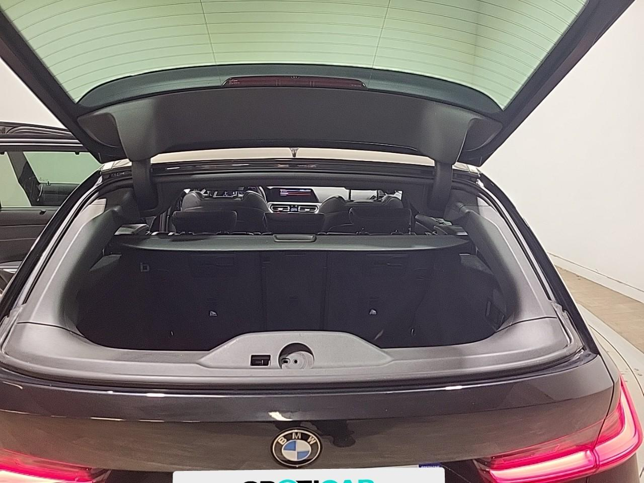 Bmw Serie 3 touring 318d 150 ch bva8 m sport — photo 27