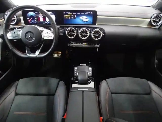 Mercedes Cla shooting brake 250 e 160+102ch amg line 8g-dct — photo 7