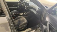 Peugeot 2008 1.2 PureTech 130ch S&S GT EAT8 — photo 15