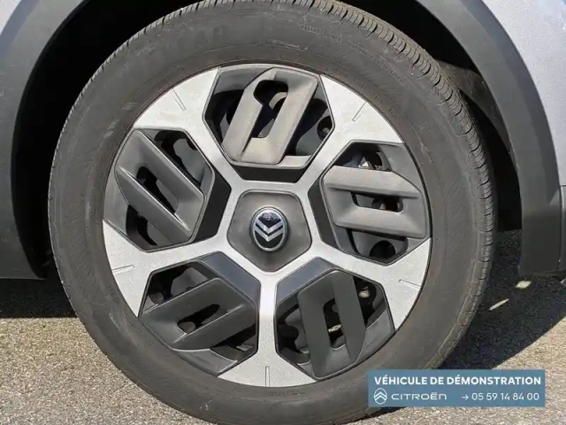 Citroën C4 hybride 136 e-dcs6 — photo 32