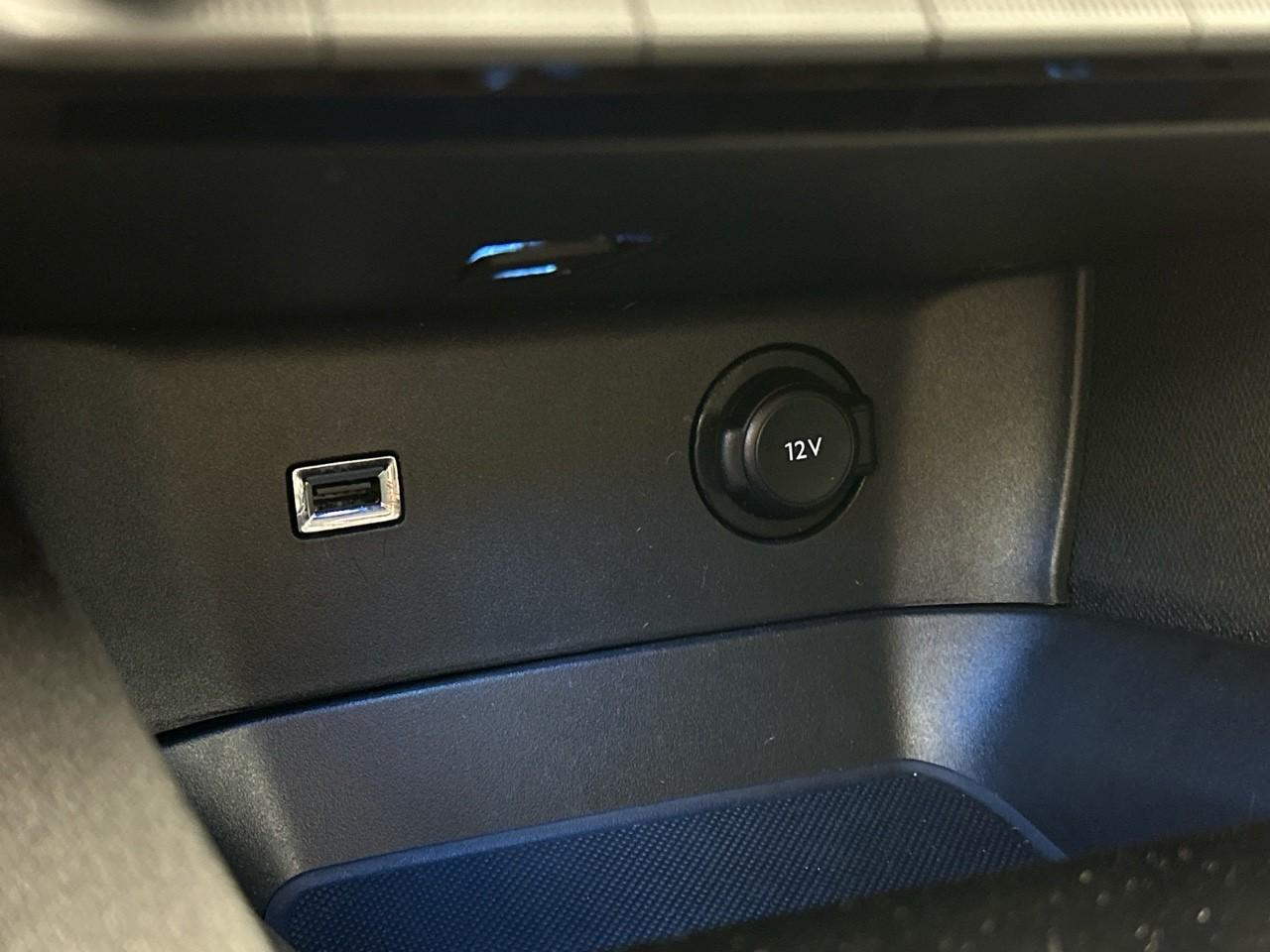 Peugeot 3008 puretech 130ch s&s bvm6 allure pack — photo 28