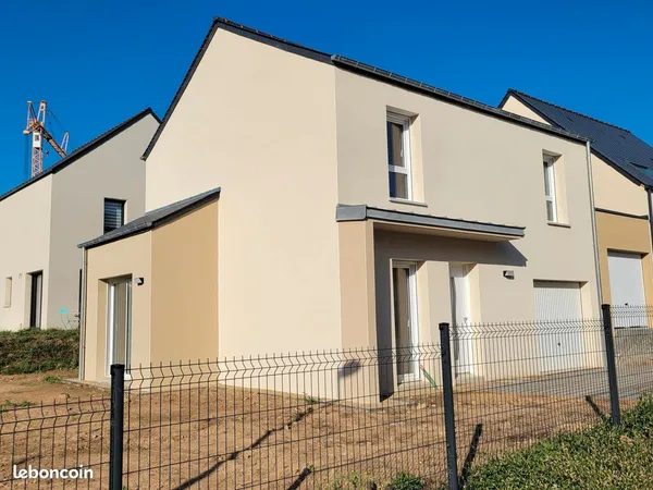 Maison avec jardin à louer - Romillé