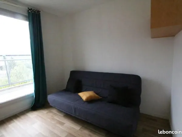 A Louer studio ECHIROLLES