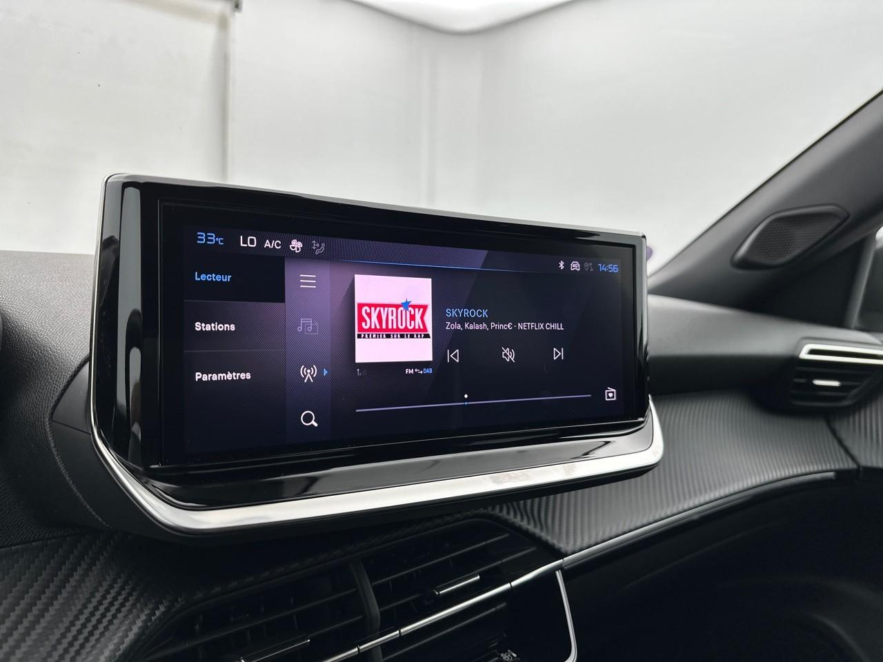 Peugeot 2008 puretech 130 s&s eat8 allure — photo 22